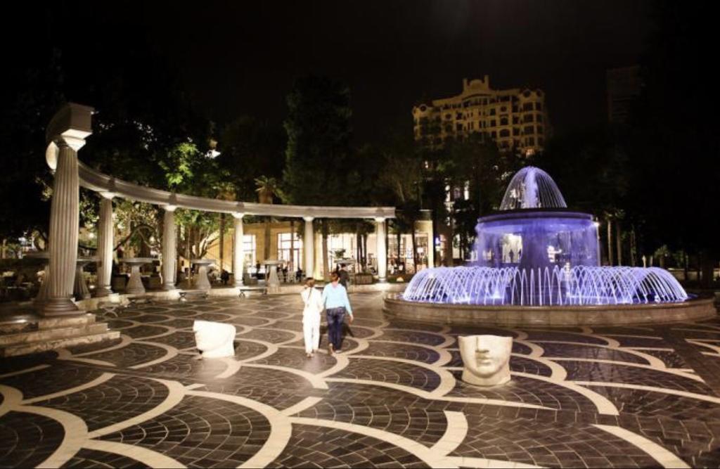 Check-In Apartment Near Fountain Square Vidadi Str Baku Exterior foto