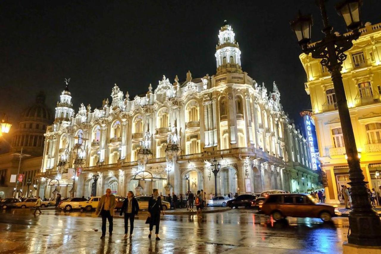 Check-In Apartment Near Fountain Square Vidadi Str Baku Exterior foto